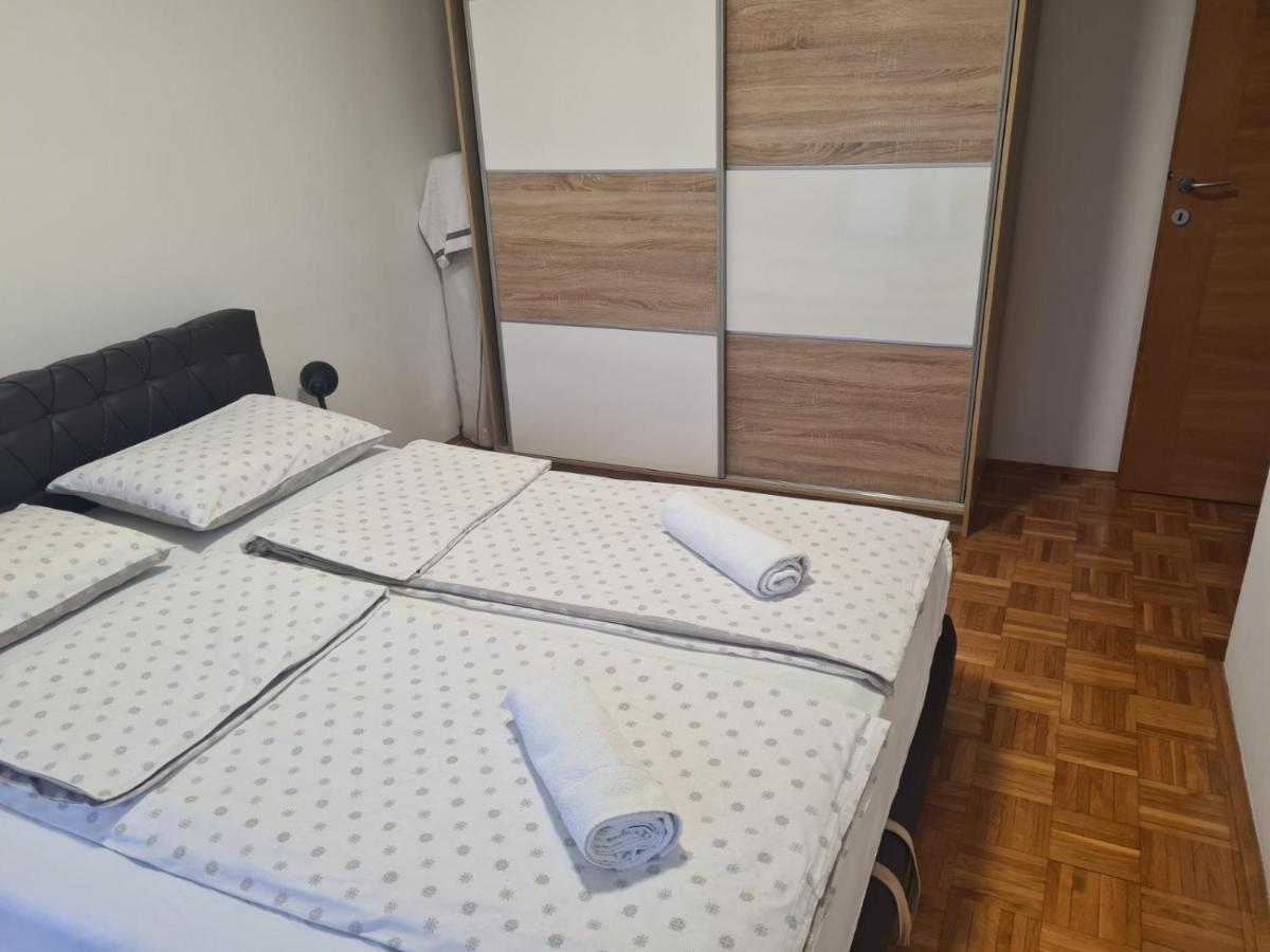 Apartman Bella Leilighet Doboj Eksteriør bilde
